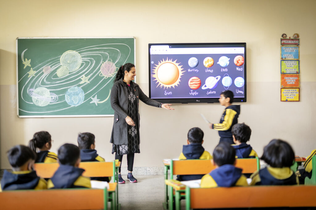 From Skeptic to Savvy: My Unfiltered Journey into the World of Digital Classrooms